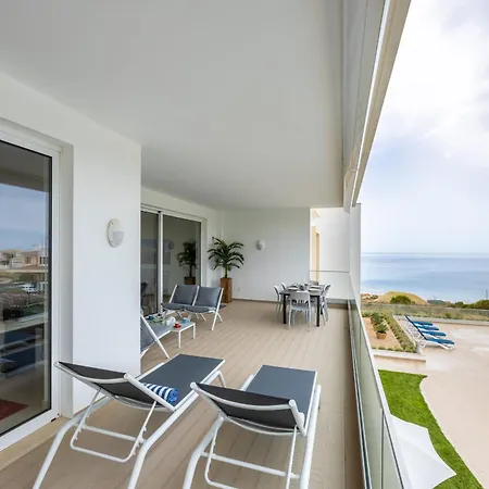 Coolhouses Algarve Lagos, 3 Bed Modern Flat, Outdoor & Indoor Pools, Gym, A Vida *