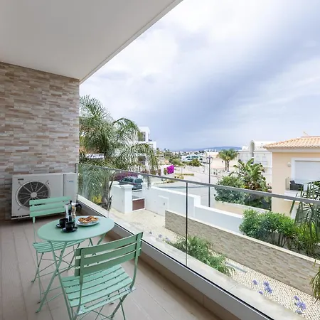 Lejlighed Coolhouses Algarve Lagos, 3 Bed Modern Flat, Outdoor & Indoor Pools, Gym, A Vida Lagos
