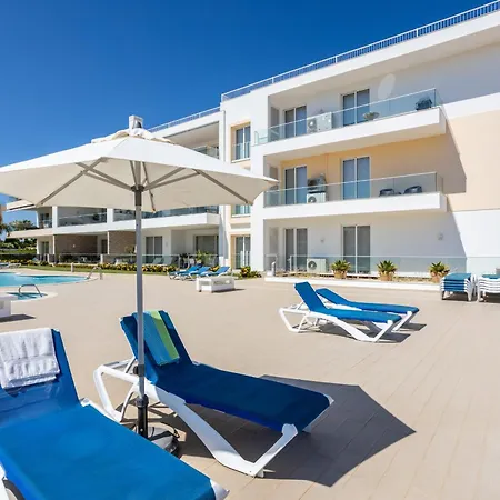 Апартаменты Coolhouses Algarve Lagos, 3 Bed Modern Flat, Outdoor & Indoor Pools, Gym, A Vida