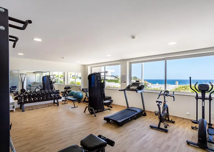 Apartment Coolhouses Algarve Lagos, 3 Bed Modern Flat, Outdoor & Indoor Pools, Gym, A Vida